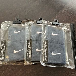 Premier Nike wristbands
